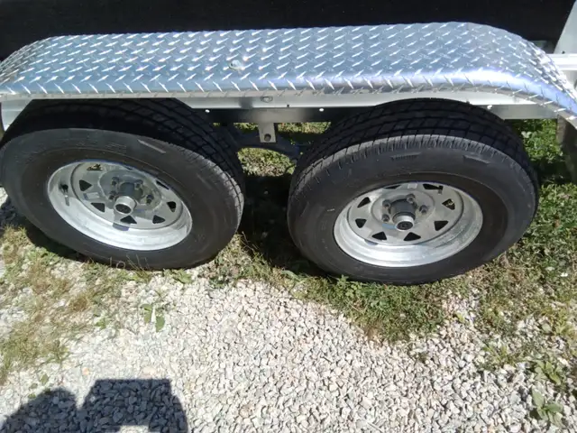 Venture 2825 lb. Aluminum Bunk  Boat Trailer in Boat Parts, Trailers & Accessories in Bridgewater - Image 7