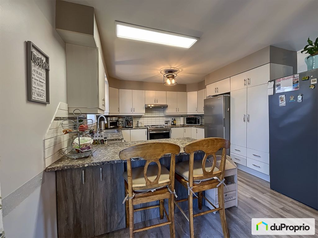 $385,000 - Bungalow for sale in Val-des-Sources — photo 3