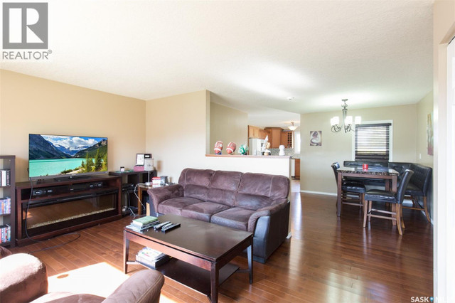 1443 Sioux CRESCENT SW Moose Jaw, Saskatchewan in Houses for Sale in Moose Jaw - Image 2