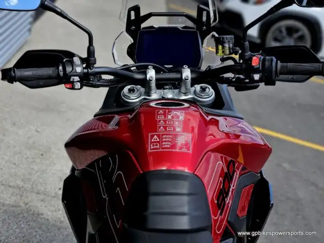 2025 Triumph Tiger 900 GT Pro in Dirt Bikes & Motocross in Oshawa / Durham Region - Image 12