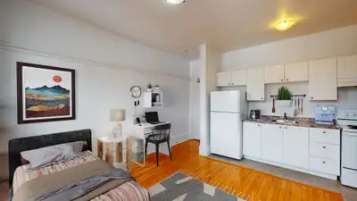 BACHELOR APARTMENT FOR RENT DOWNTOWN OTTAWA | SEPTEMBER 1ST 384 MacLaren Street Shorncliffe Apartmen...
