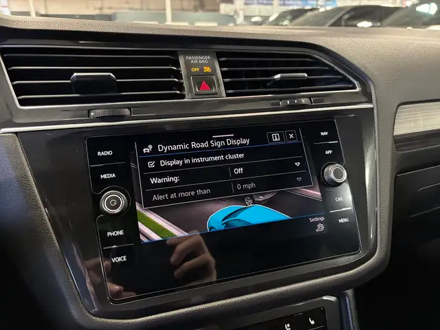 2023 Volkswagen Tiguan R-Line|4MOTION|NAV|FENDERAUDIO|7PASS|BROW in Cars & Trucks in City of Toronto - Image 40