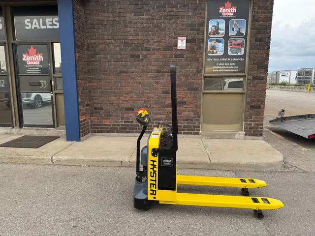 HYSTER WALK BEHIND ELECTRIC WALKIE PALLET JACK ON SALE in Heavy Equipment in Mississauga / Peel Region - Image 5