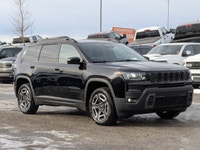 This Jeep Cherokee has a strong Intercooled Turbo Gas/Electric I-4 1.6 L/98 engine powering this Var... (image 1)