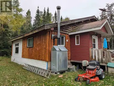 Stunning cottage on private leased land with all the amenities in beautiful Hawk Junction, Ontario....