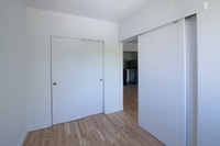 Akelius one bedroom apartment for rent. Located near Avenue Galt in the Verdun neighborhood, Montrea... (image 4)