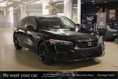 This Honda Civic has a powerful Regular Unleaded I-4 2.0 L/122 engine powering this Variable transmi...