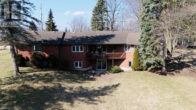 521 CEDAR Street Wingham, Ontario in Houses for Sale in Stratford - Image 4