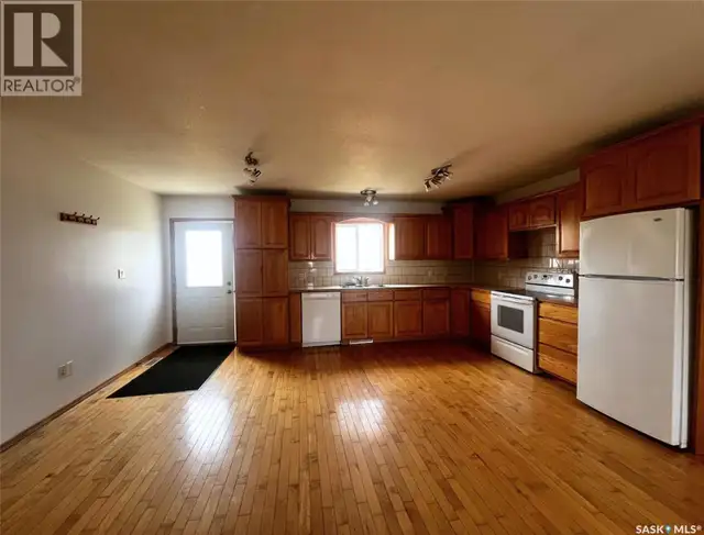 349 10th AVENUE NW Swift Current, Saskatchewan in Houses for Sale in Swift Current - Image 8