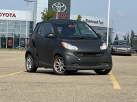 HEATED FRONT SEATS, LEATHER STEERING WHEEL, TRACTION CONTROL, STABILITY CONTROL, CLIMATE CONTROL Cru... (image 1)