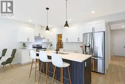 Roosevelt Place brings together the best of thoughtful design, energy efficiency, and natural surrou...