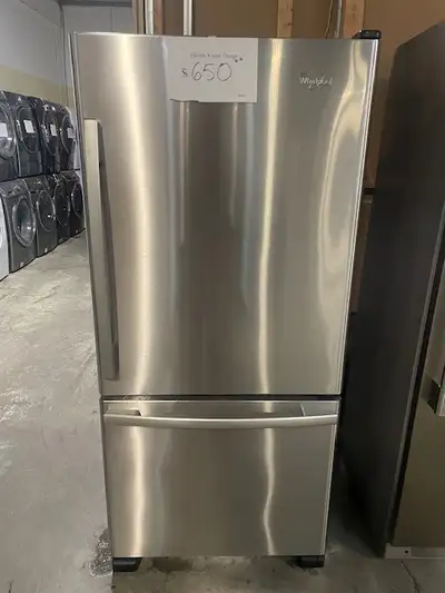 Réfrigérateur stainless 30'' congélateur en bas Whirlpool, View more