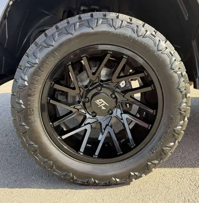 2014 Ram 1500 Sport6050330269935411210