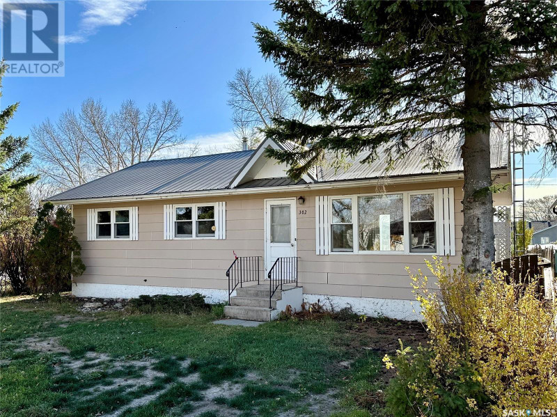 302 3rd AVENUE W Nokomis, Saskatchewan Houses for Sale Moose Jaw