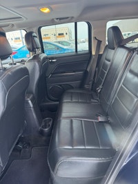 2016 Jeep Patriot High Altitude – 4WD | 165,014 km No reported accident – One owner Air conditioning... (image 8)