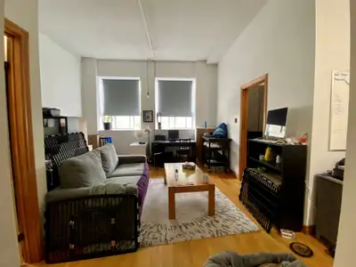 ***2 months free on 14 month lease!!!*** Affordable 1-bedroom suite available at 3 Regina,, right in...