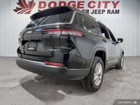 Only 28 Miles! This Jeep Grand Cherokee L delivers a Regular Unleaded V-6 3.6 L/220 engine powering... (image 4)