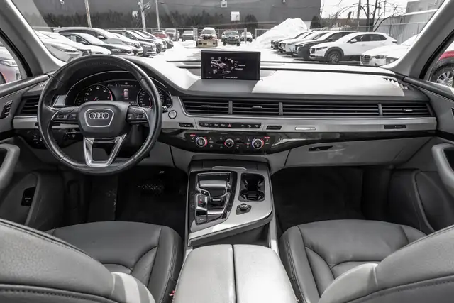2017 Audi Q7 3.0T Komfort | Awd | Toit Panoramique | Awd | Toit  in Cars & Trucks in City of Montréal - Image 32