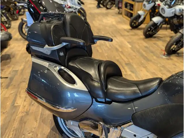 2003 BMW K 1200 LT // Anthracite Metallic in Sport Bikes in Winnipeg - Image 11
