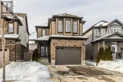 151 B HARDCASTLE Drive Cambridge, Ontario