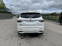 Recent Arrival! 2022 Buick Enclave Avenir White Frost Tricoat 3.6L V6 SIDI VVT AWD AWD, 1st & 2nd Ro... (image 3)