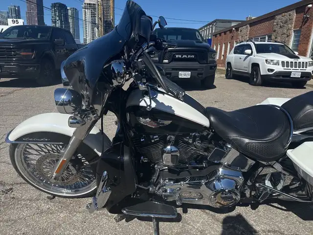 2005 Harley-Davidson Softail Deluxe ~ DELUXE ~ 88CI ~ BIG WHEEL  in Street, Cruisers & Choppers in City of Toronto - Image 19