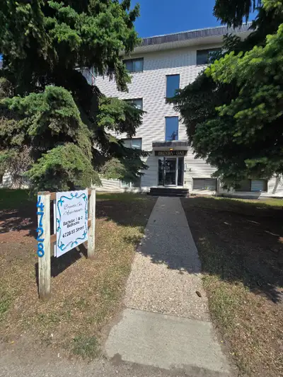 Modern 1 Bedroom in Waskasoo Available Now!