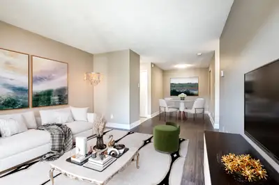 For a limited time, enjoy 1 month of free rent + 1-year free parking!* * Select suites only. Some co...