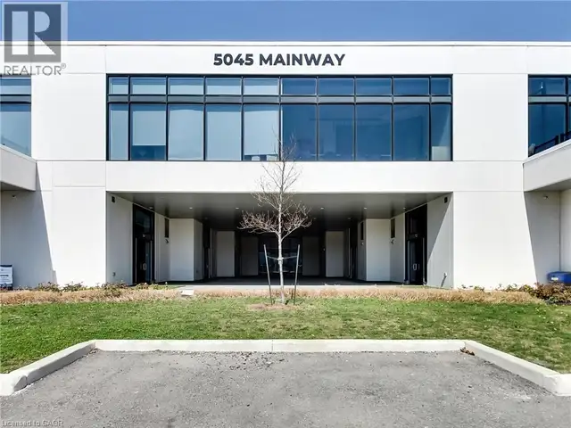 5045 MAINWAY Boulevard Burlington, Ontario in Commercial & Office Space for Rent in Oakville / Halton Region - Image 4