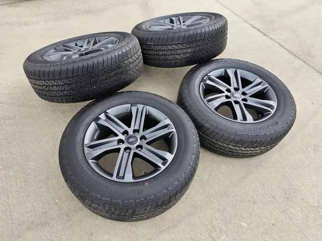 Ford F-150 OEM Lariat Rims with Hankook Dynapro AT2 Tires in Tires & Rims in Edmonton - Image 3