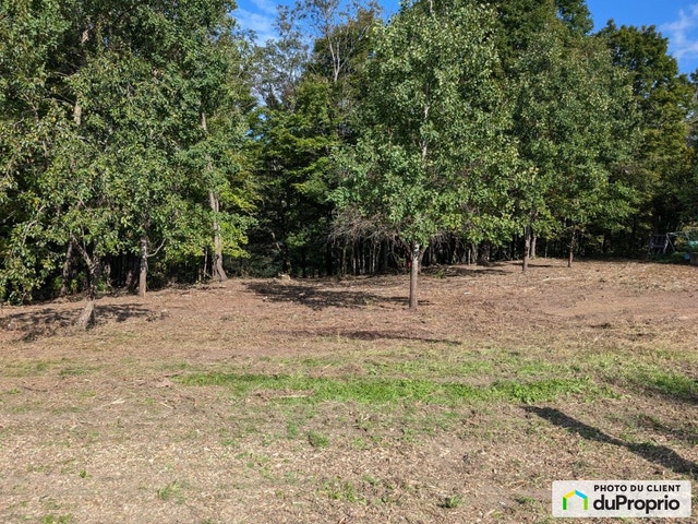 $175,000 - Residential Lot for sale in Bolton-Est — photo 1