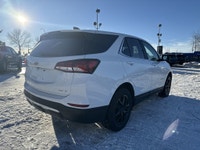 AMVIC Licensed Dealer AMVIC LICENSED DEALER//Stock Number: WG5170 *Premium Heated Bucket Seats *8-Wa... (image 8)