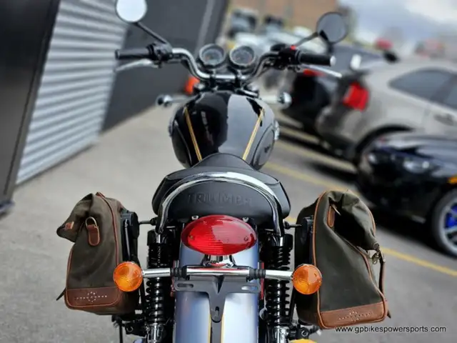 2014 Triumph Bonneville T100 in Street, Cruisers & Choppers in Oshawa / Durham Region - Image 8