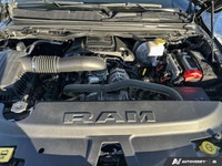 Leather | Remote Start | Back Up Camera | Power Running Boards | Tonneau Cover | Heated Seats + Whee... (image 9)