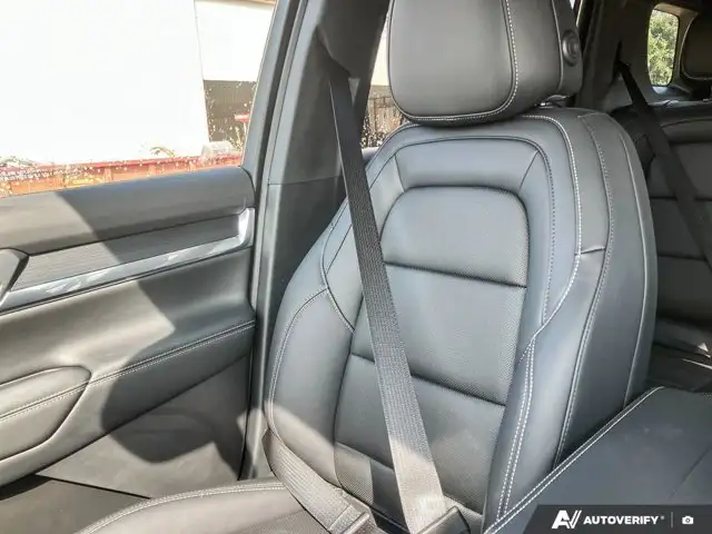 2027 GMC Terrain AWD Elevation5746866571450880020