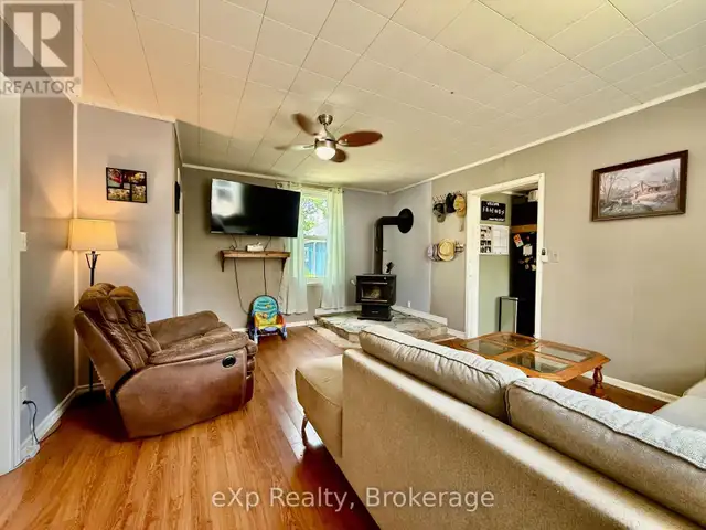 759 8TH A AVENUE Hanover, Ontario62866662406145124