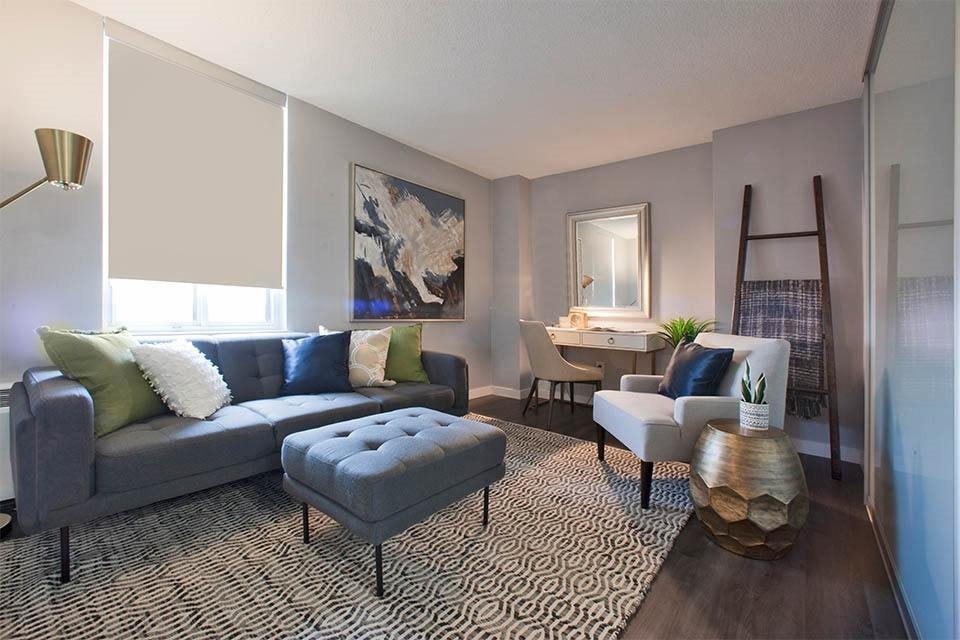 Renovated 1 Bedroom  + Den Apt.  for Rent in Danforth Village 5