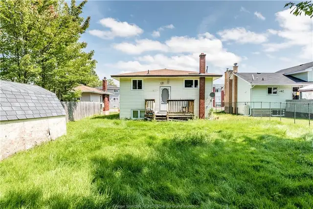 C5 MAIN - 3 BEDROOMS | FULLY FURNISHED ALL UTILITIES INCLUDE in Long Term Rentals in Moncton - Image 26