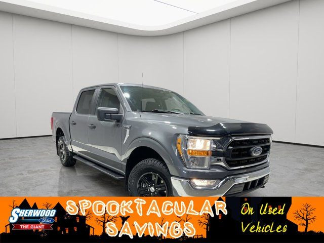 2022 Ford F-150 XLT - CLEAN CARFAX - ONE OWNER in Cars & Trucks in Strathcona County