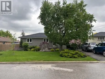 4 WELDON COURT Toronto (Rustic), Ontario