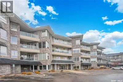 Stunning golf course views await you in this exceptional one owner condo unit. The open floor plan b...