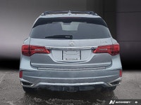 2017 Acura MDX Le Acura MDX Élite 2017 se positionne comme un VUS intermédiaire de luxe offrant un é... (image 3)