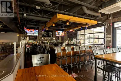 **PRICE REDUCED !!!** NON-FRANCHISE ; Premium Quality Bar and Restaurant Business for Sale in Missis...