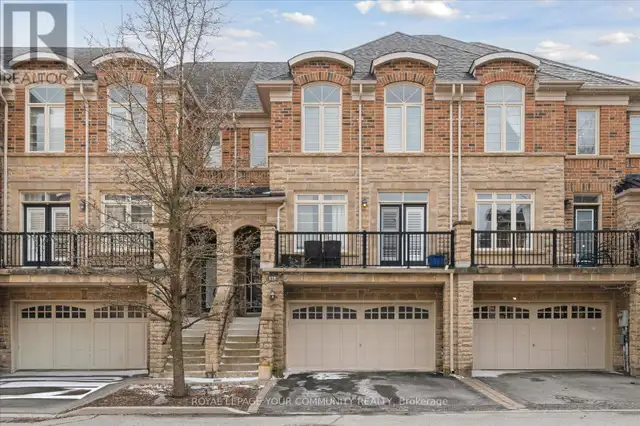 118 CHAPMAN COURT Aurora (Aurora Grove), Ontario in Houses for Sale in Markham / York Region - Image 3