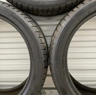 Pair2: 245/40R20 99V XL (RO1) Continental ContiWinter Contact TS 830 P. FIRM $340: Two Used Winter H...