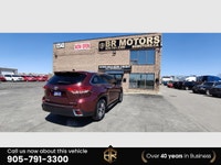 No accident Ontario vehicle with Lot of Options! 8 Seater Call (905) 791-3300 - Black Leather/ Leath... (image 5)