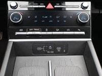 XTR, AWD, Leather, Sunroof, 7 Passenger, Apple Carplay !! Kijiji Engine: 4 Cylinder Engine 2.5L L/10... (image 9)