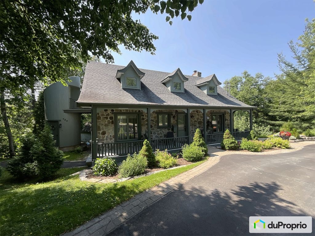 $789,000 - Duplex for sale in Chicoutimi (Chicoutimi) — photo 1
