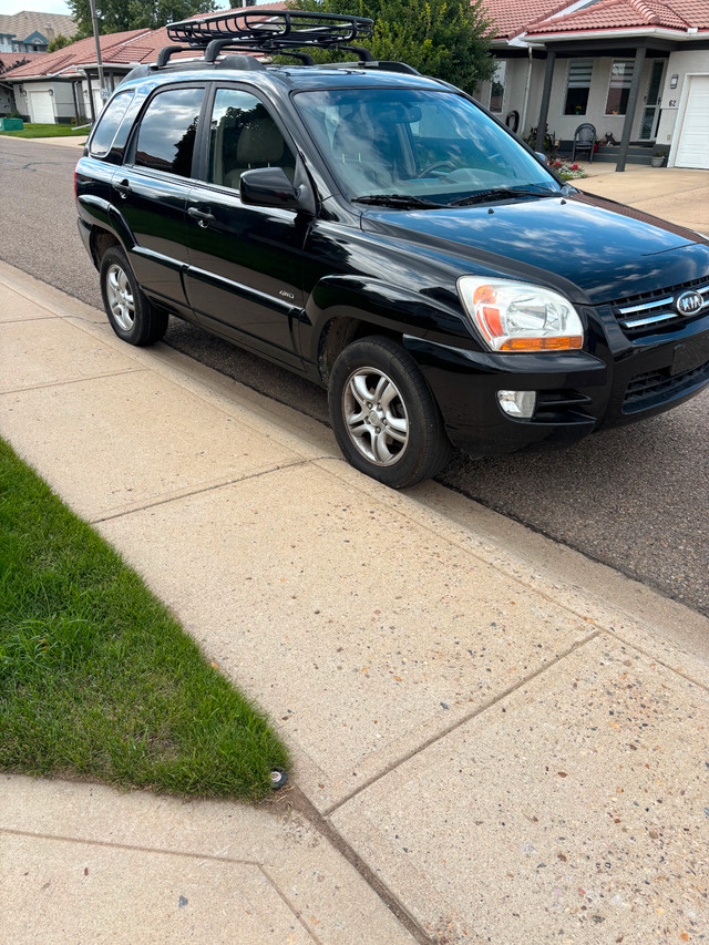 2006 Kia Sportage in Cars & Trucks in Medicine Hat