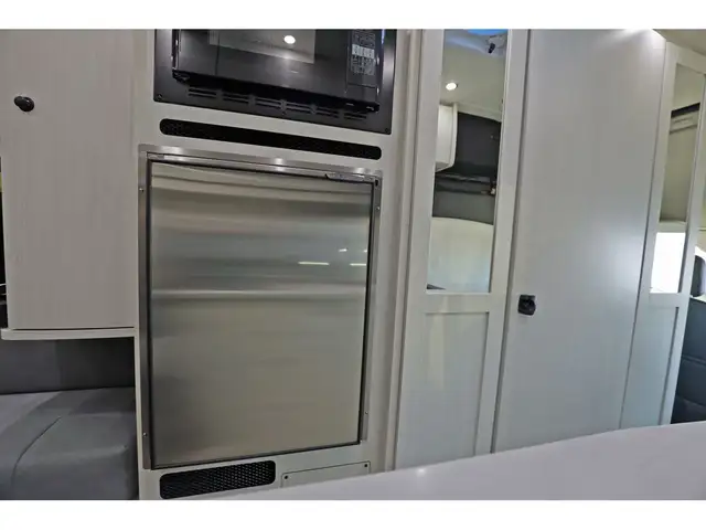 2026 Pleasure-Way Ontour Ontour 2.2 AWD ! Classe B NEUF 2026 in Travel Trailers & Campers in Laval / North Shore - Image 11